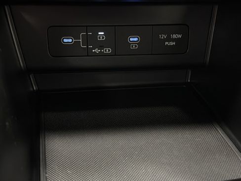 Used 2025 Hyundai Sonata SEL FWD image 32