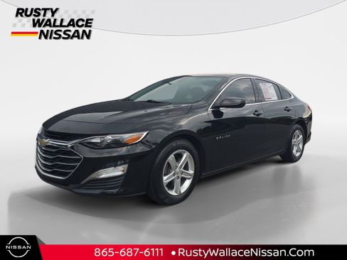 Used 2021 Chevrolet Malibu LS FWD image 1