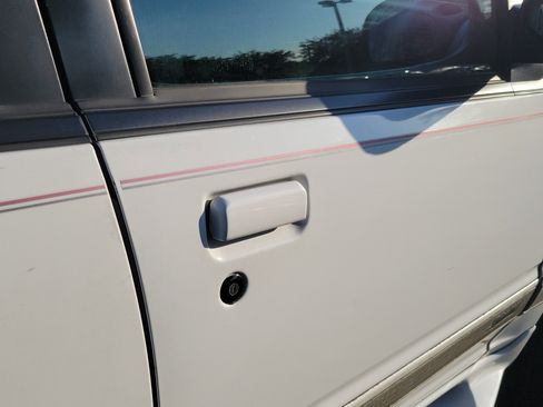 Used 1995 Ford Explorer Eddie Bauer RWD image 18