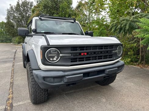 Used 2023 Ford Bronco 4-Door AWD/4WD image 1