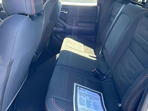 Used 2025 Nissan Frontier Pro-X w/ Pro Convenience Package RWD image 13
