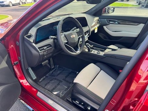 Used 2026 Cadillac CT5 Sport w/ Technology Package image 7