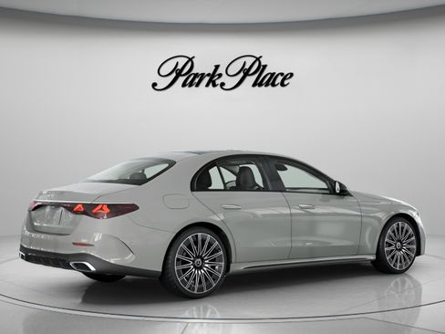 Used 2026 Mercedes-Benz E 350 Sedan image 21