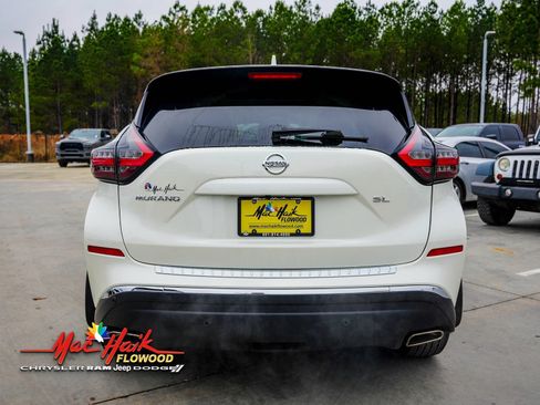 Used 2021 Nissan Murano SL w/ SL Moonroof Package image 6