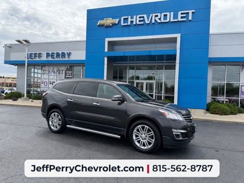 Used 2015 Chevrolet Traverse LT w/ Style and Technology Package FWD image 1