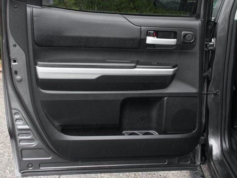 Used 2015 Toyota Tundra SR5 w/ TRD Off Road Package image 32