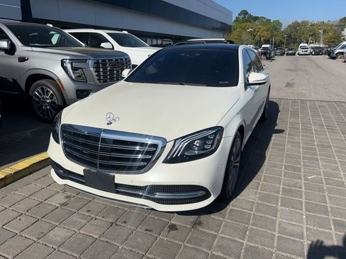 Used 2019 Mercedes-Benz S 560 4MATIC Sedan image 2