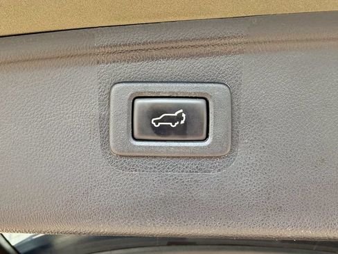 Used 2015 Subaru Outback 2.5i Premium AWD/4WD image 18