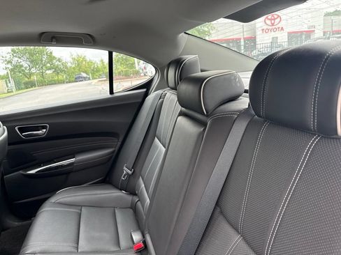 Used 2018 Acura TLX V6 w/ Technology Package FWD image 10