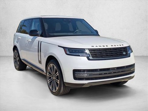New 2025 Land Rover Range Rover SE image 7