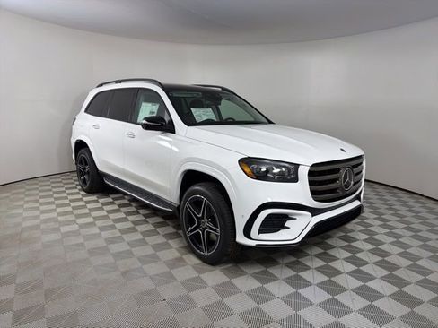New 2026 Mercedes-Benz GLS 450 4MATIC image 1