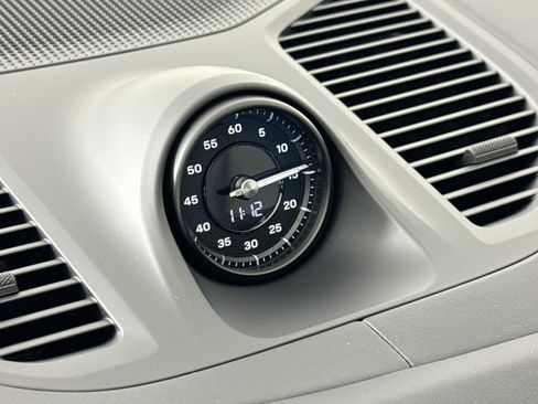 New 2026 Porsche Cayenne Coupe AWD/4WD image 17