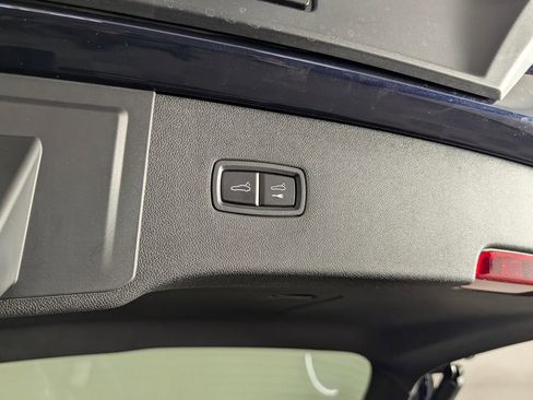 New 2026 Porsche Cayenne AWD/4WD image 18