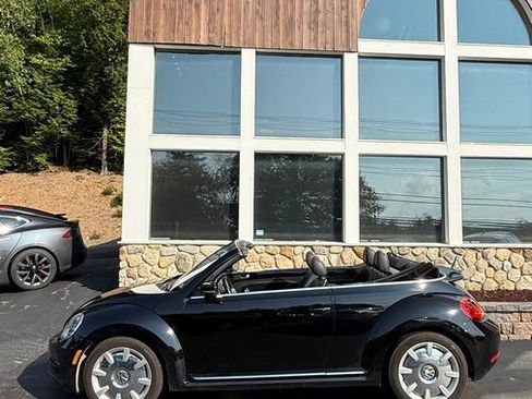 Used 2013 Volkswagen Beetle 2.5 image 33