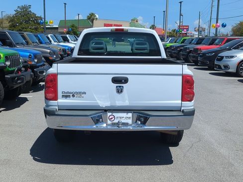 Used 2005 Dodge Dakota Laramie AWD/4WD image 6