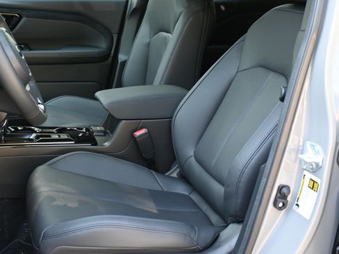 New 2026 Subaru Forester Limited AWD/4WD image 16