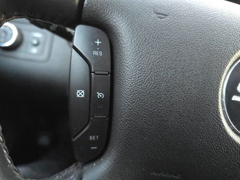 Used 2008 Chevrolet Impala SS w/ Convenience Package image 25