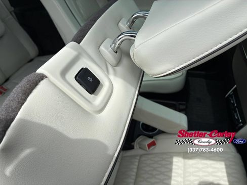 Used 2023 Lincoln Aviator Black Label w/ Dynamic Handling Package AWD/4WD image 21