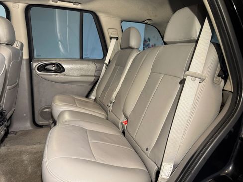 Used 2008 Chevrolet TrailBlazer LT w/ Sun And Sound Package image 23