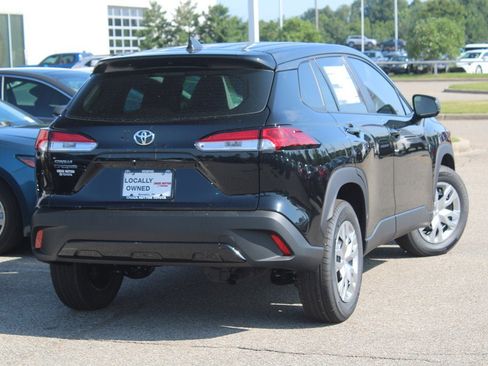 Used 2026 Toyota Corolla Cross L FWD image 8