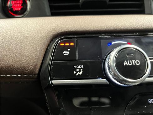 New 2026 Honda Pilot Touring image 18