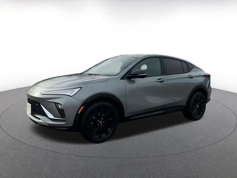 Used 2025 Buick Envista Sport Touring image 8