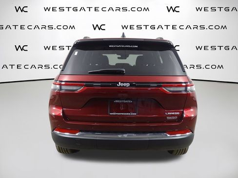 New 2025 Jeep Grand Cherokee Laredo image 7