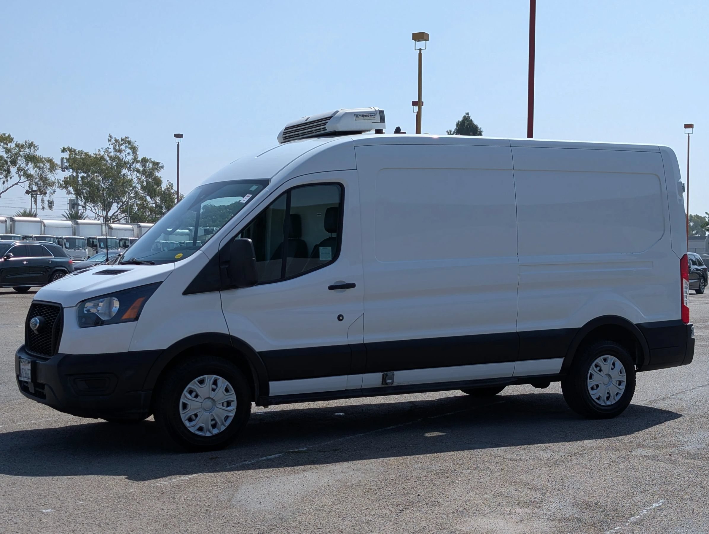Used 2021 Ford Transit 150 Medium Roof RWD image 3