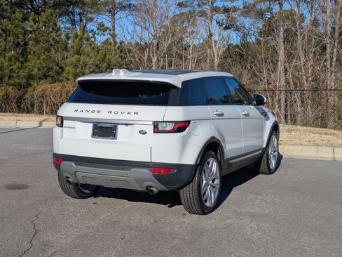 Used 2019 Land Rover Range Rover Evoque HSE image 5