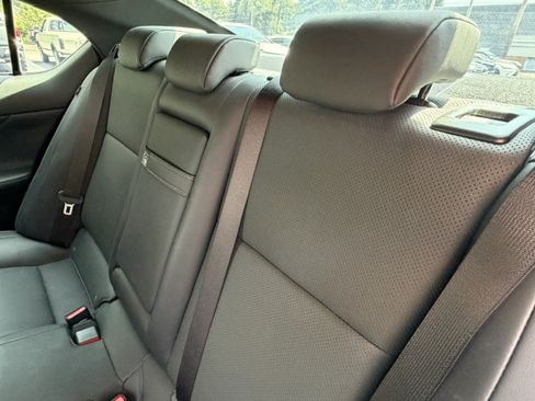 Used 2024 Lexus IS 350 F Sport RWD image 33