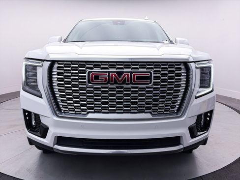 Used 2023 GMC Yukon XL Denali w/ Max Trailering Package image 13