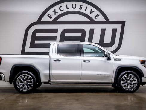 Used 2023 GMC Sierra 1500 Denali w/ Denali Reserve Package image 8