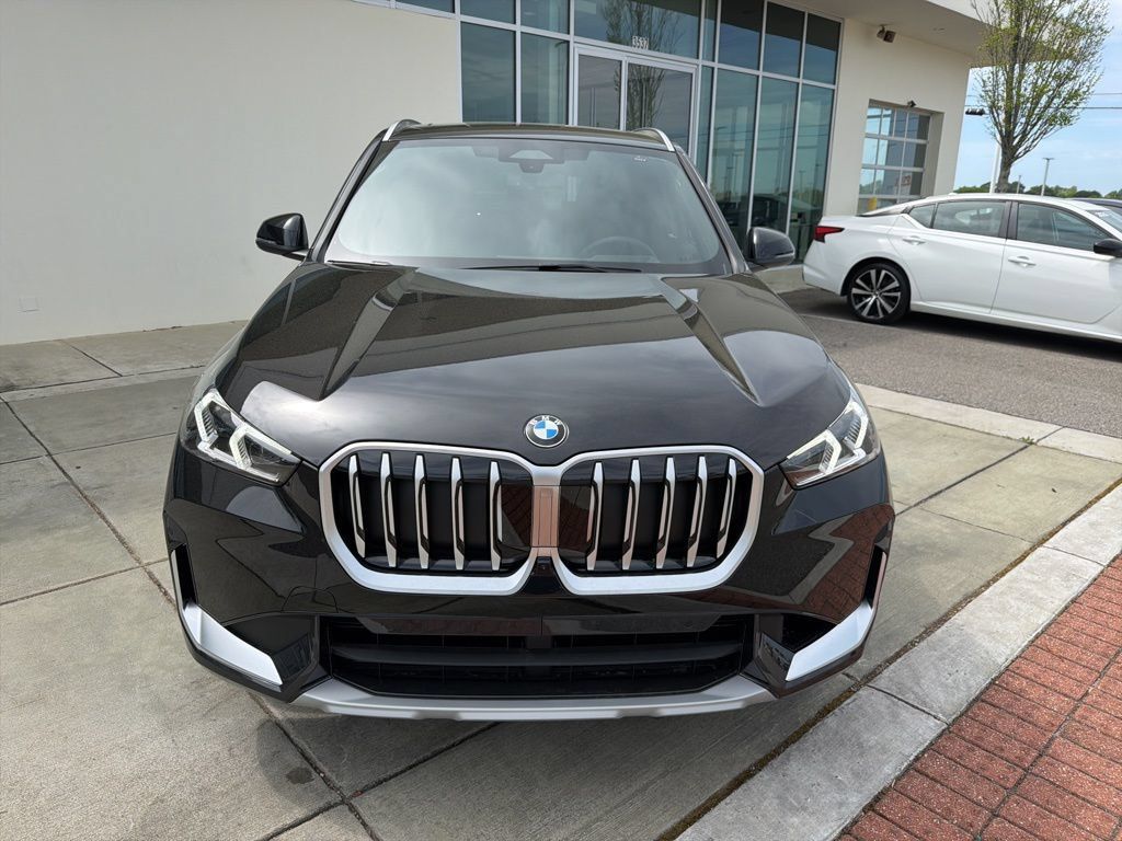 Used 2026 BMW X1 xDrive28i w/ Technology Package AWD/4WD image 2