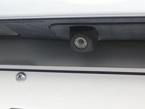 Used 2017 Toyota Corolla SE FWD image 10