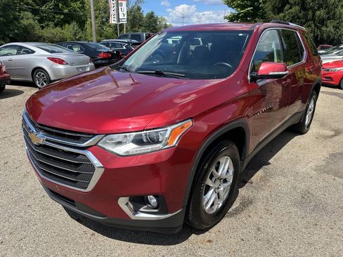 Used 2018 Chevrolet Traverse LT AWD/4WD image 2
