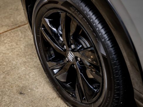 Used 2025 Buick Encore GX Sport Touring image 16