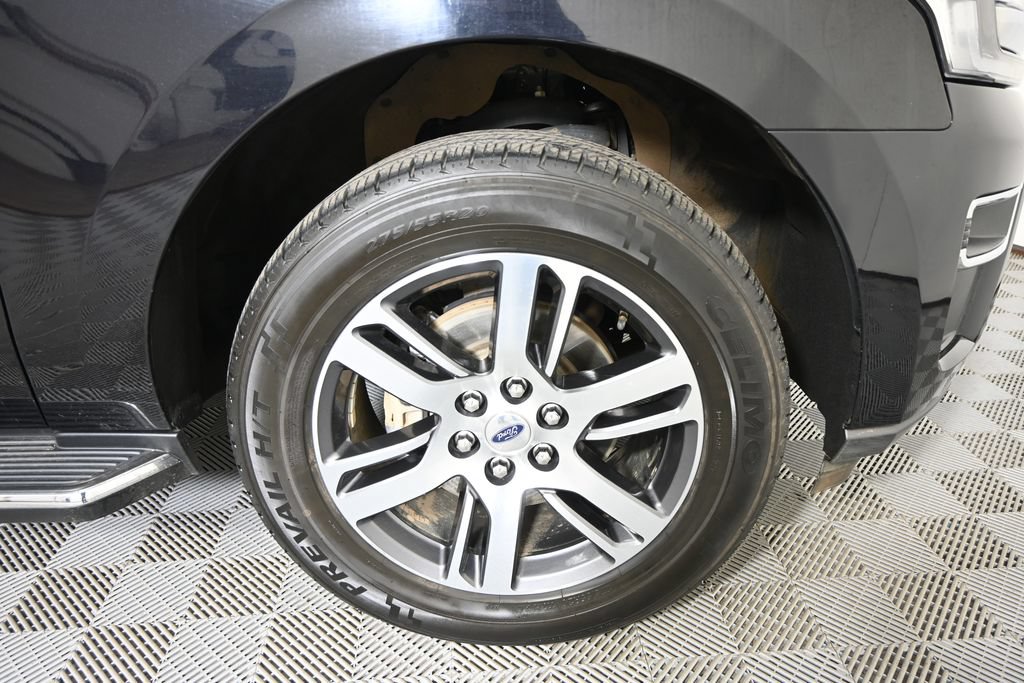 Used 2023 Ford Expedition Max Limited AWD/4WD image 11