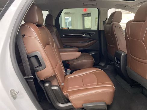 Used 2021 Buick Enclave Avenir w/ Avenir Technology Package image 17