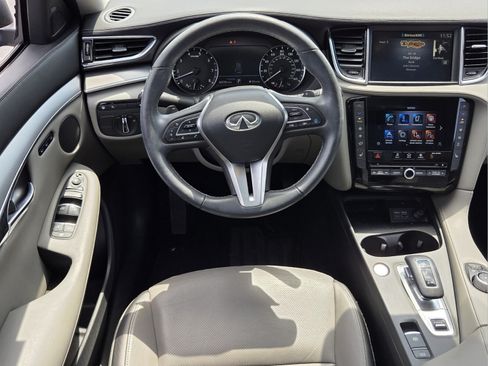 Used 2023 INFINITI QX50 Luxe FWD image 10