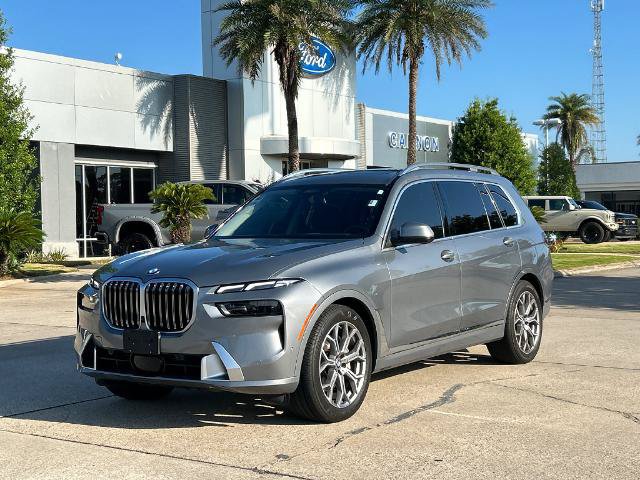 Used 2025 BMW X7 xDrive40i AWD/4WD image 1