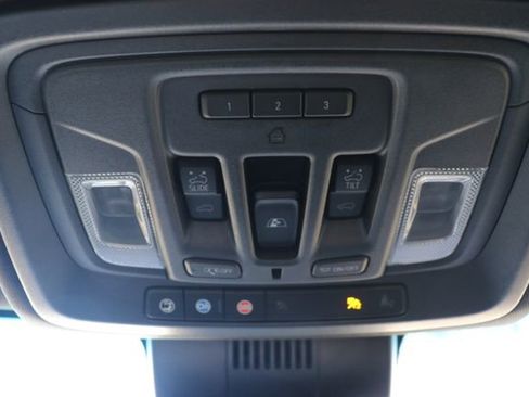 Used 2022 GMC Sierra 1500 AT4 w/ AT4 Preferred Package image 28