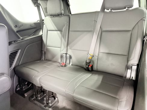 Used 2023 Chevrolet Tahoe LT w/ Luxury Package image 12