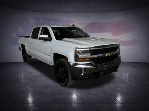 Used 2018 Chevrolet Silverado 1500 LT w/ All Star Edition image 7