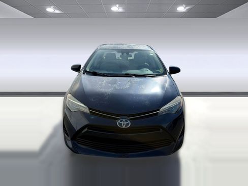 Used 2017 Toyota Corolla LE image 6