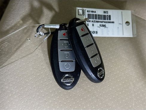 Used 2015 Nissan Murano SV image 31