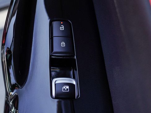 Used 2025 Kia K5 GT-Line w/ GT-Line Premium Package image 27