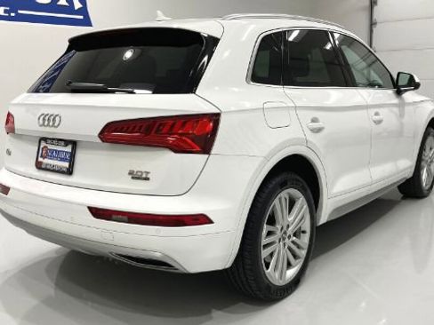 Used 2018 Audi Q5 Prestige w/ Prestige Package AWD/4WD image 24