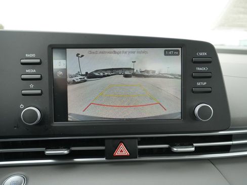 Certified 2025 Hyundai Elantra Blue image 35