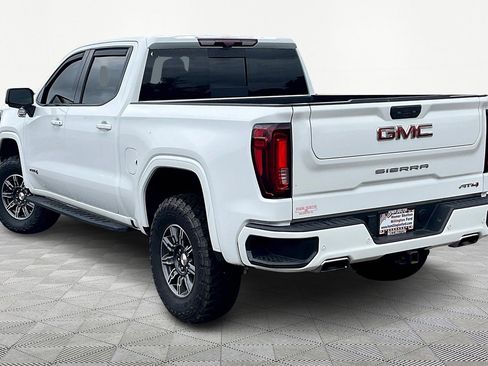 Used 2024 GMC Sierra 1500 AT4 w/ Technology Package image 10