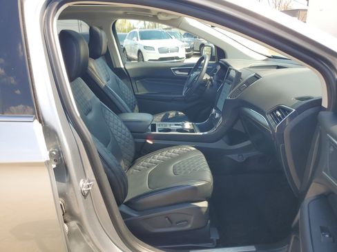 Used 2024 Ford Edge Titanium w/ Equipment Group 301A AWD/4WD image 9